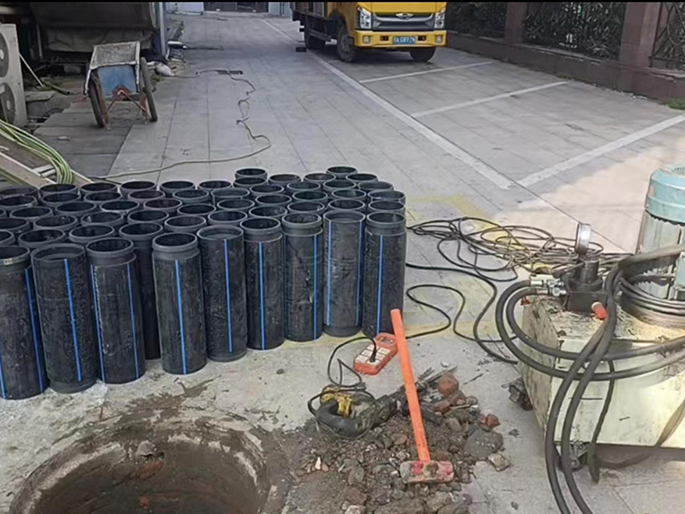 平顶山PE置换管厂家 DN315置换管 非开挖管短管置换